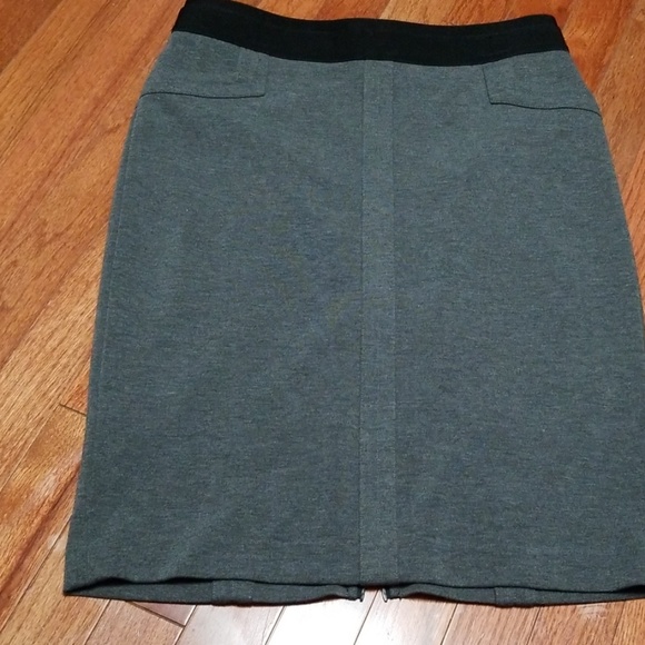BCBG MAXAZRIA Pencil  Skirt - Picture 5 of 8